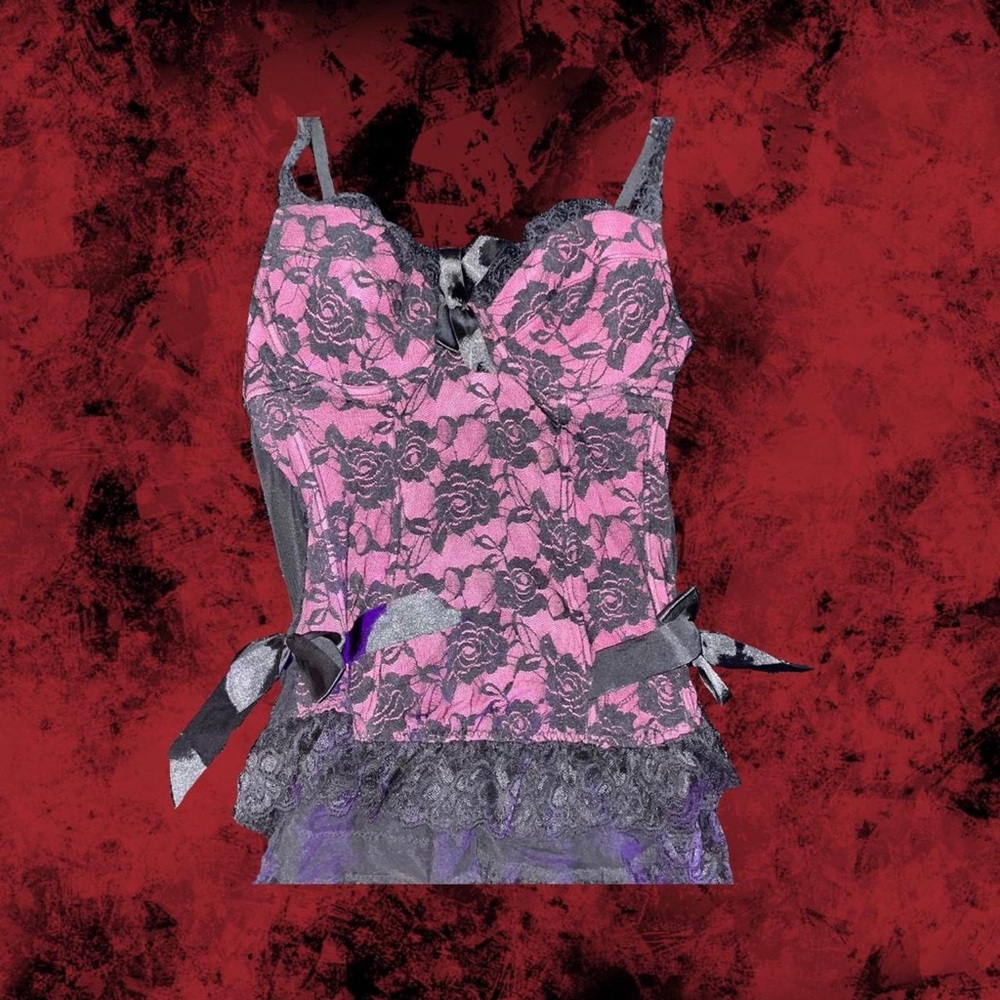 cute pink black lace boned corset bustier top 💕